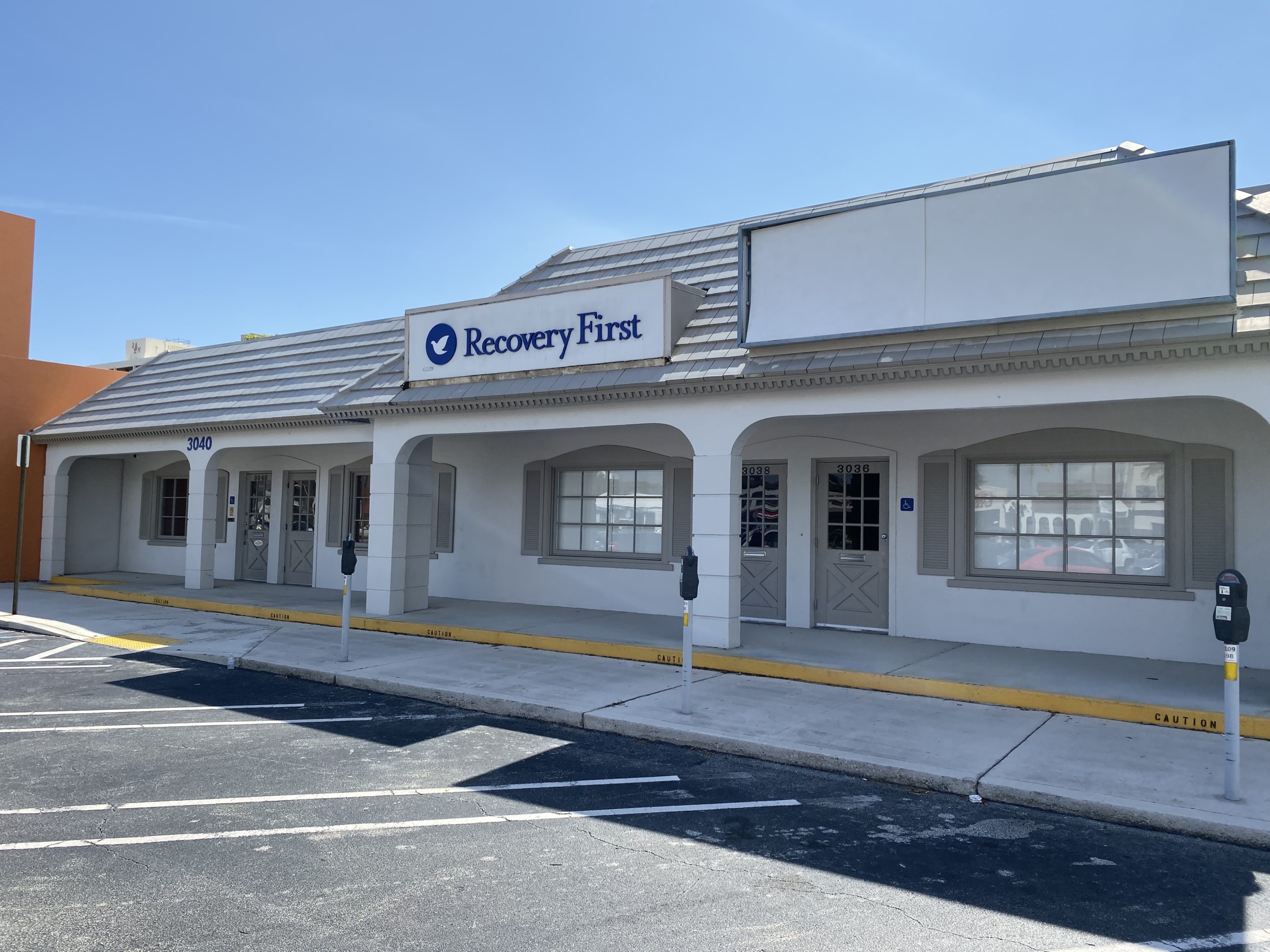 2,450 SF Retail / Office For Lease
